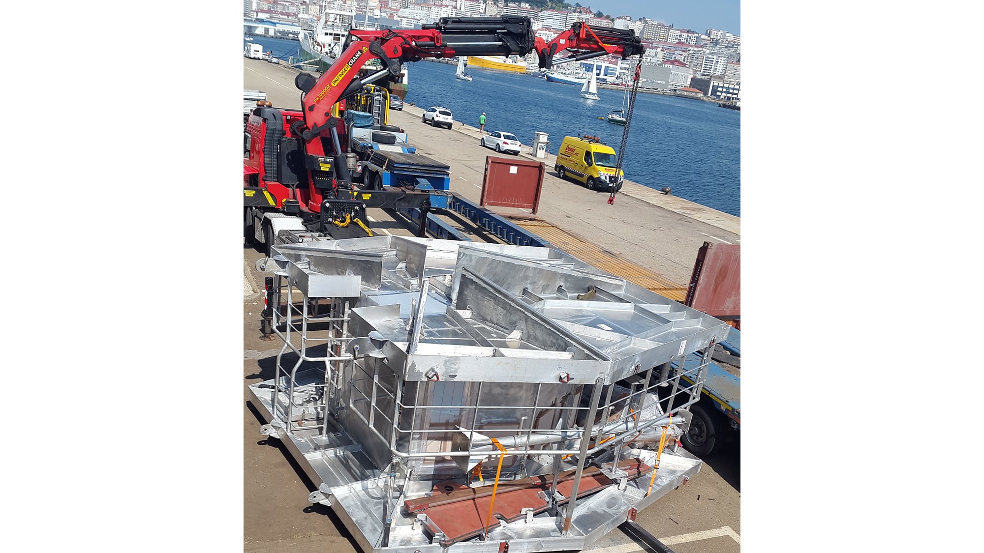 Fabricación de cofa de aluminio para el BUQUE CHARO