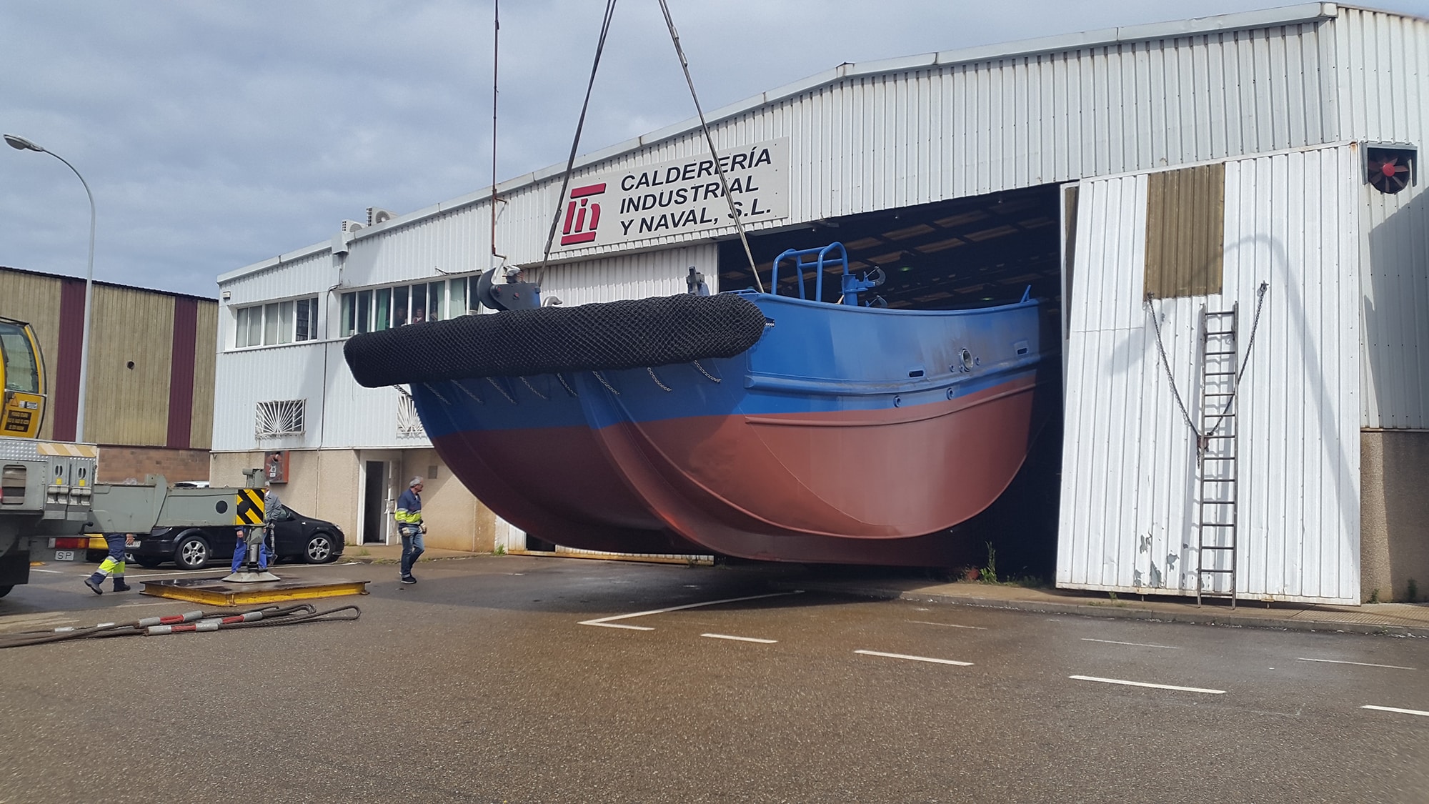 Fabricación de panga para el Buque SANT YAGO TRES